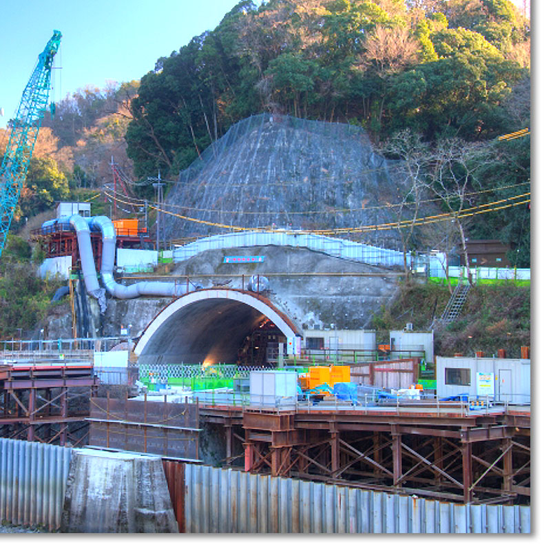 トンネル工事現場での炭素中毒の予防